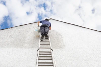 Peinture extérieure à Sainte-Mère — façades et ravalement